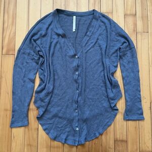 The Group Babaton Waffle Knit V Neck Button Up Long Sleeve Top Gray Size S